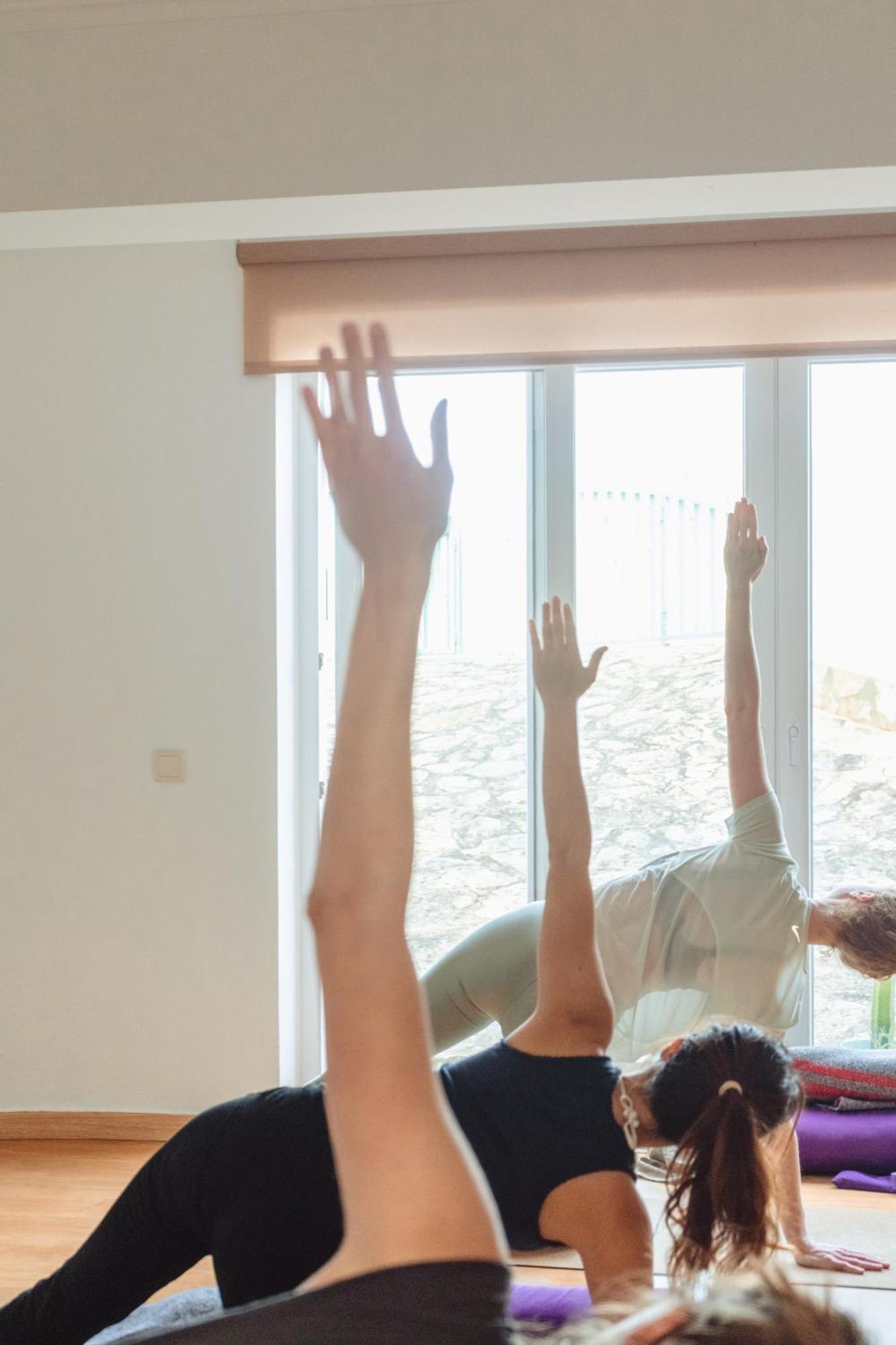 Surf Yoga Ericeira Guest House Exterior foto